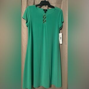 Elegant Green Women's Dress